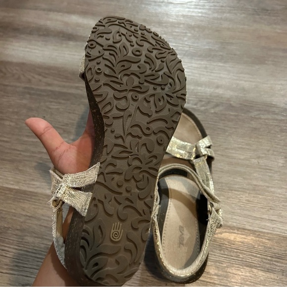 TEVA Ventura Leather Cork Wedge 2 Rialto Sandals Metallic - Picture 4 of 8